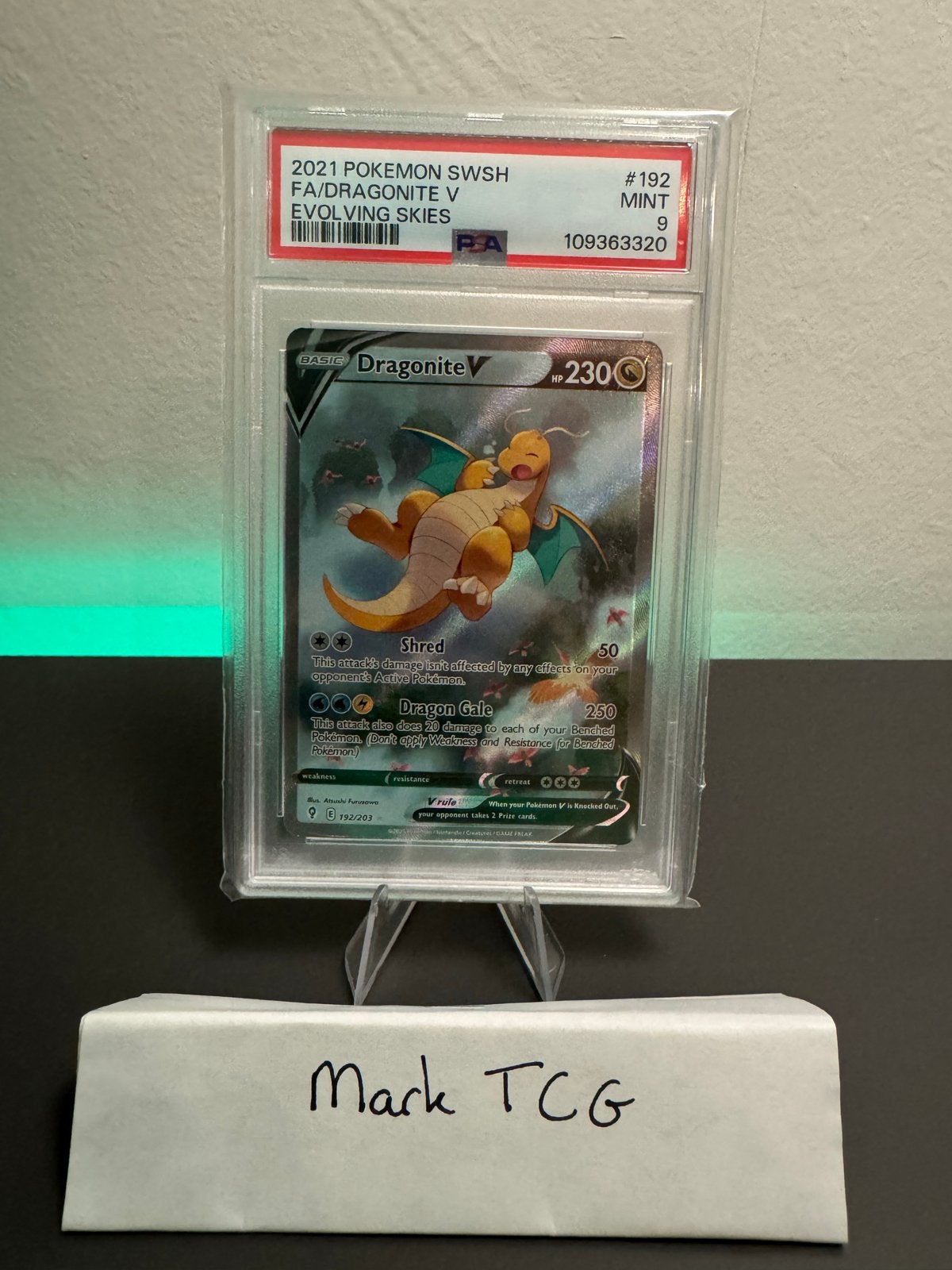 Dragonite V 192/203 Full Art PSA 9 Evolving Skies Pokémon, Ophalen of Verzenden, Zo goed als nieuw, Losse kaart