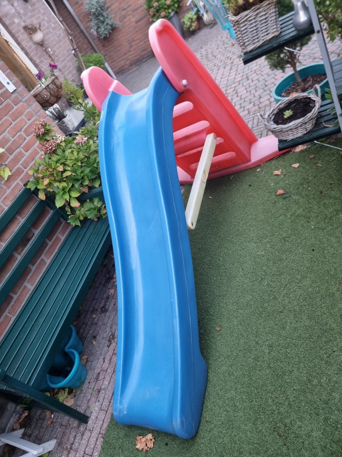 Leuke kinder glijbaan - rood/blauw, Ophalen, Gebruikt, Glijbaan
