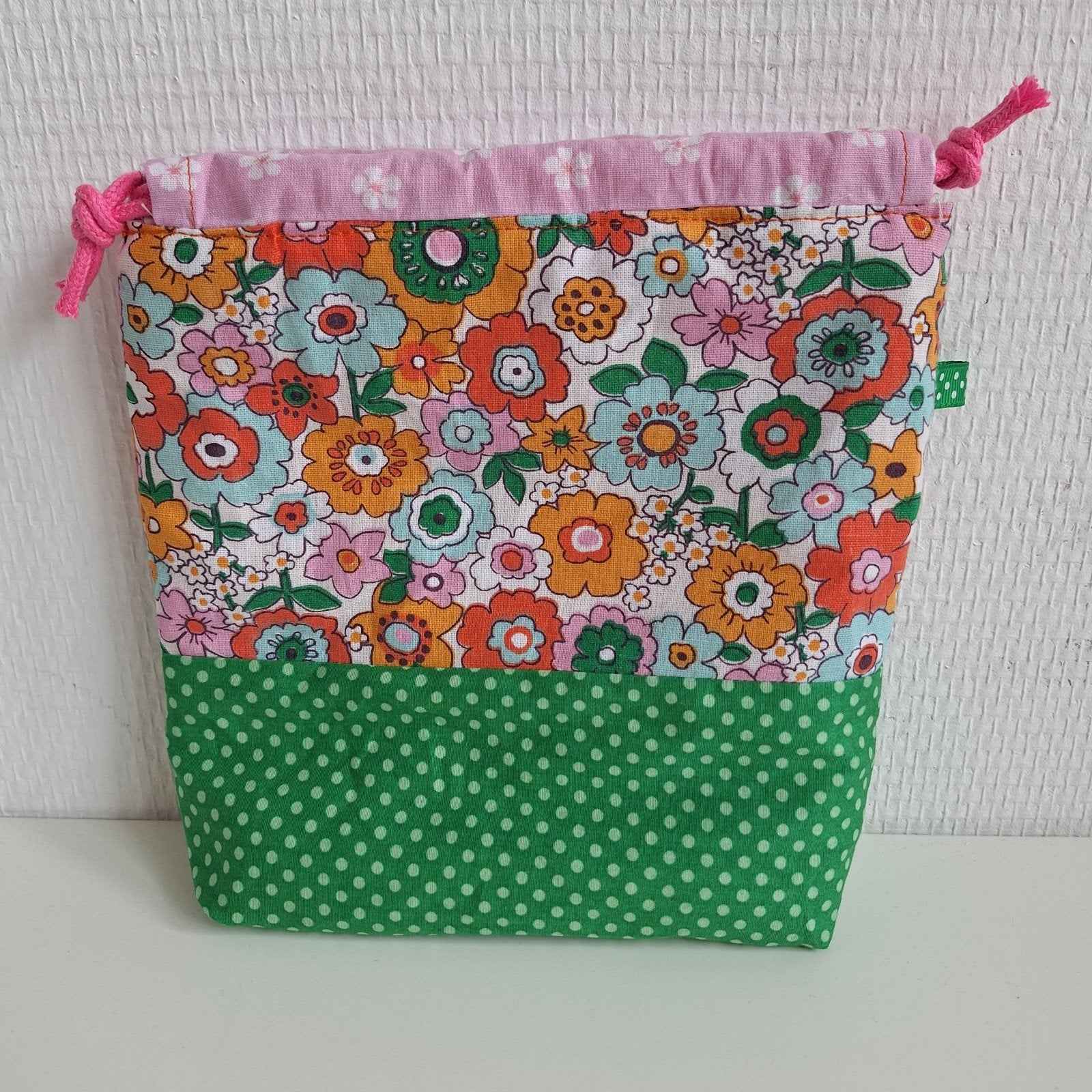 projectbag retro bloemetjes groen met groen stipje 18x17, Sieraden, Tassen en Uiterlijk, Ophalen of Verzenden, Nieuw, Groen, Dame