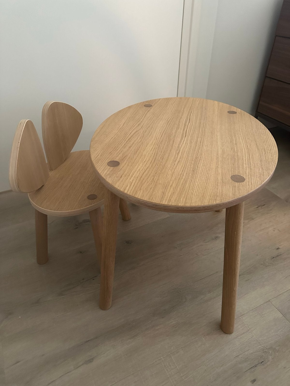 Nofred eikenhouten peuter/kleuter tafel en stoel, Kinderen en Baby's, Ophalen, Zo goed als nieuw, Tafel(s) en Stoel(en)