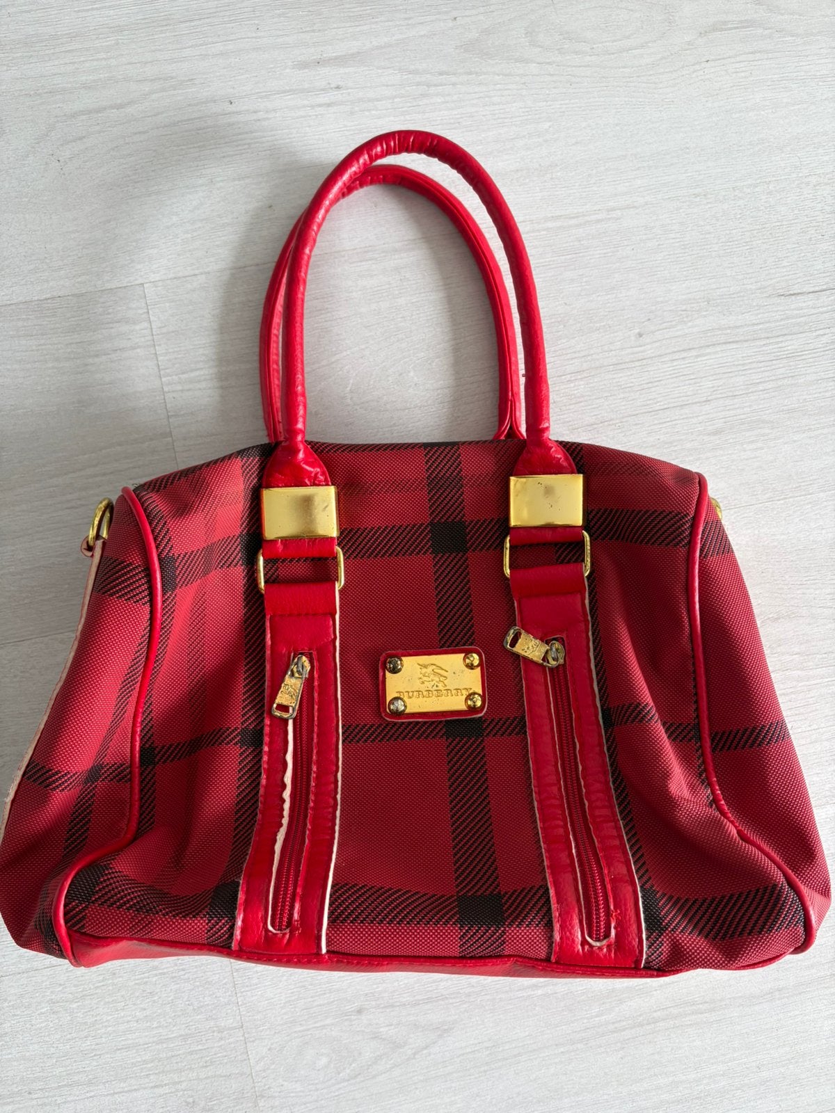 Dames tas - merk Burberry, Ophalen of Verzenden, Gebruikt, Rood, Handtas
