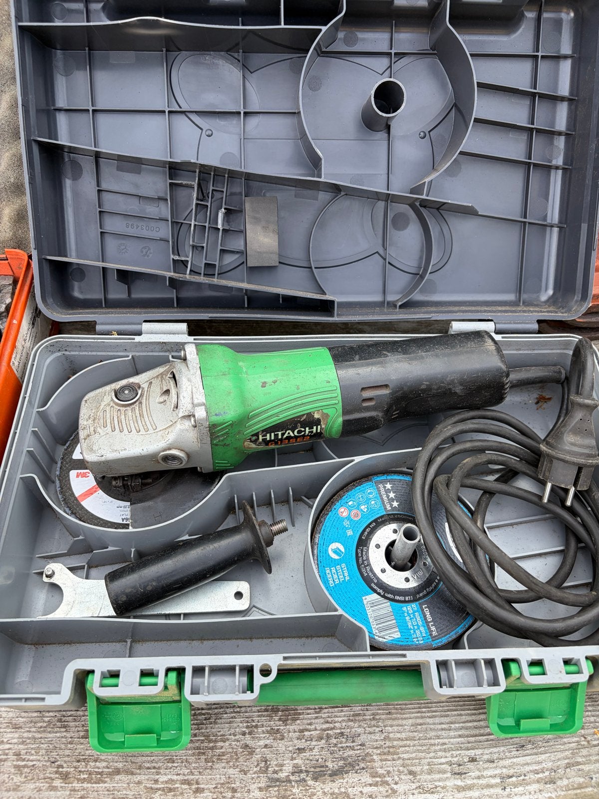 Hitachi G13SE2 Haakse Slijper - Krachtig en Betrouwbaar, Ophalen, Gebruikt, Haakse slijper, Overige merken