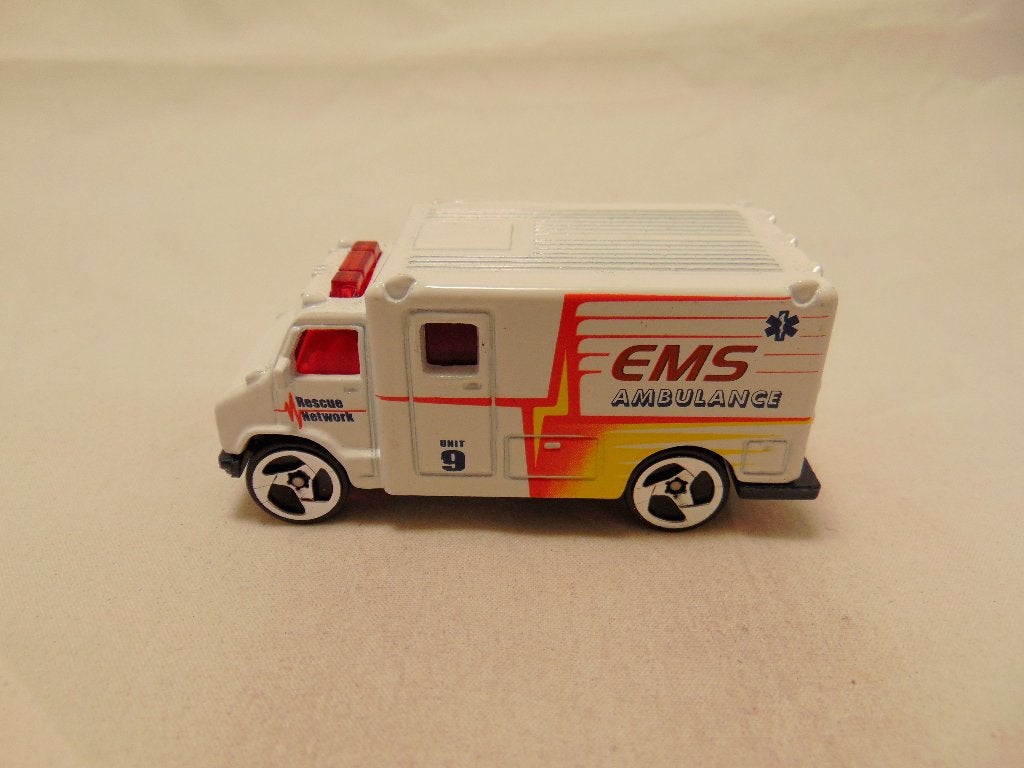 Hot Wheels Ambulance 1989 - 5-Pack 2001, Ophalen of Verzenden, Zo goed als nieuw, Bus of Vrachtwagen