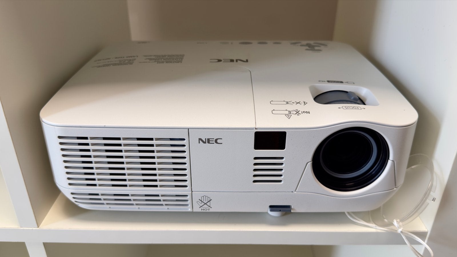 NEC NP-V260 Professionele DLP Beamer | Nieuwstaat | Targus, Zo goed als nieuw, DLP, Overige resoluties, NEC
