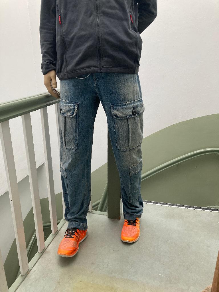 G-star jeans bend cargo loose lichtblauw detail 30 34 nieuw, Kleding | Heren, Spijkerbroeken en Jeans, Blauw, Overige jeansmaten