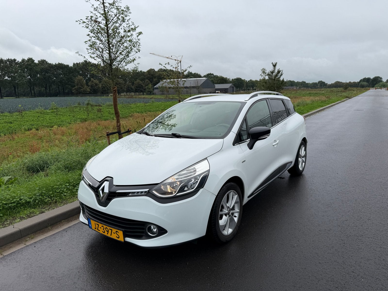 Renault Clio Estate 0.9 TCe Limited | Familieauto | + ECO, Auto's, Voorwielaandrijving, 898 cc, Stof, Zwart