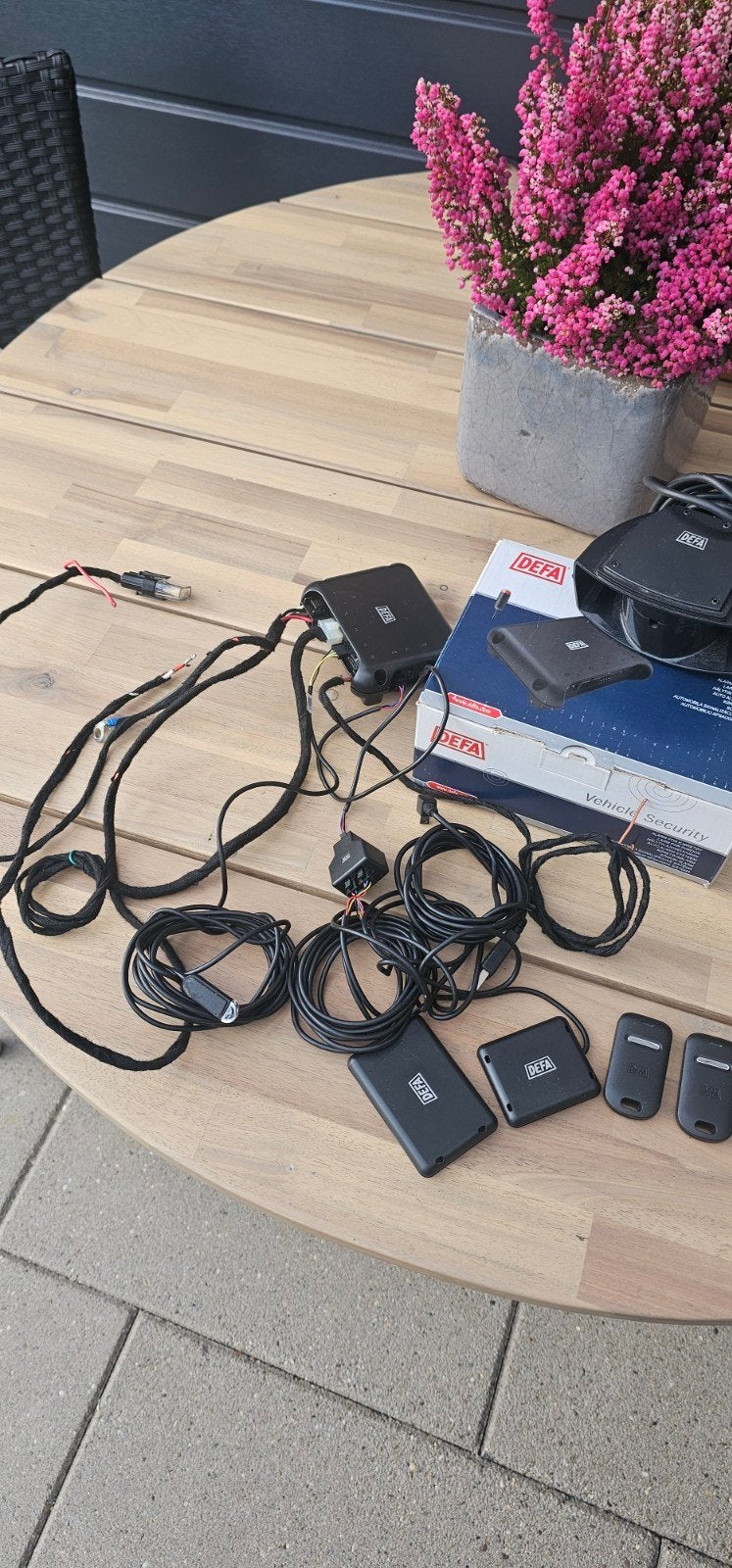 DEFA Klasse 3 Alarm Systeem DVS90R-MGBS met Afstandsbedienin, Ophalen of Verzenden, Compleet systeem, Afstandsbediening, Beweging