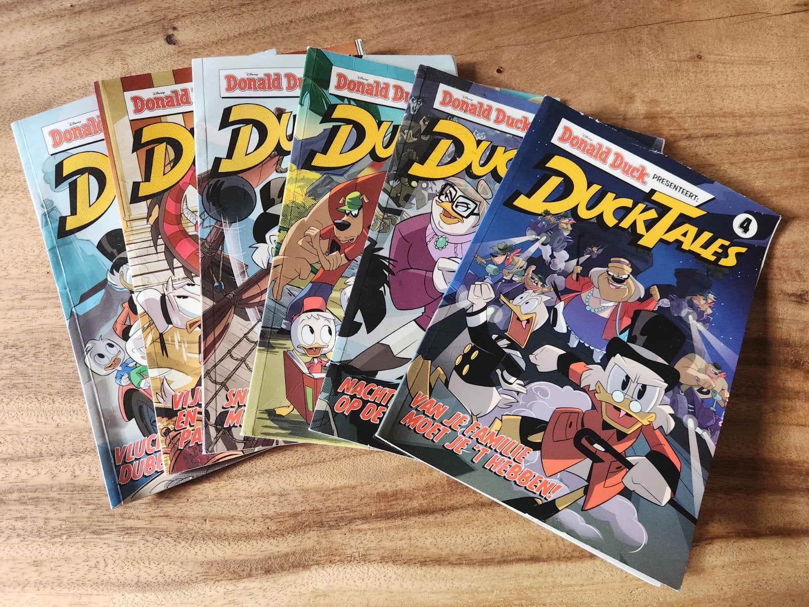 6x Donald Duck presenteert DuckTales tijdschriften, Boeken, Stripboeken, Meerdere stripboeken, Ophalen of Verzenden, Gelezen