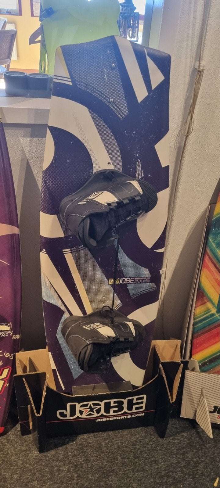 Jobe Jinx 128 Wakeboard Jeugd met O'Brien Clutch Binding, Watersport en Boten, Wakeboarden, Ophalen