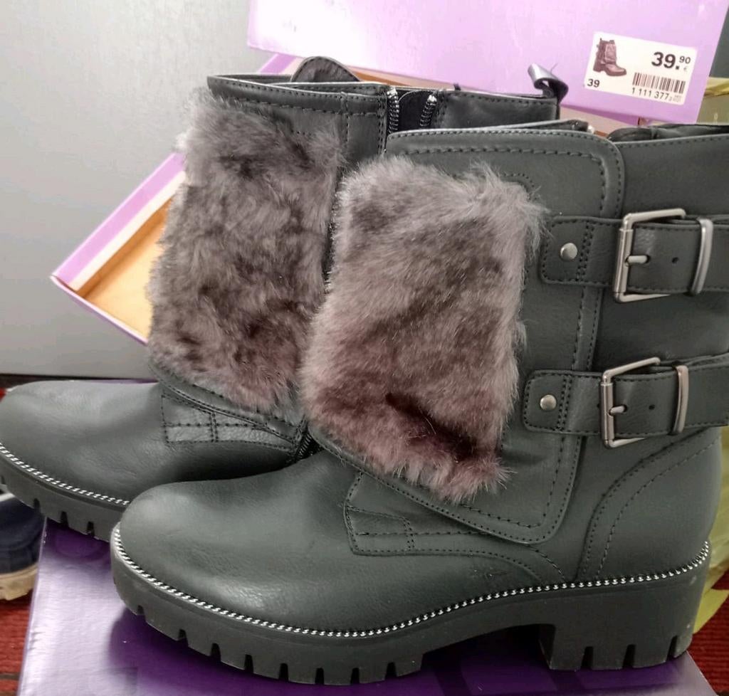 Boots nieuw, Ophalen, Lage of Enkellaarzen, Nieuw, Grijs