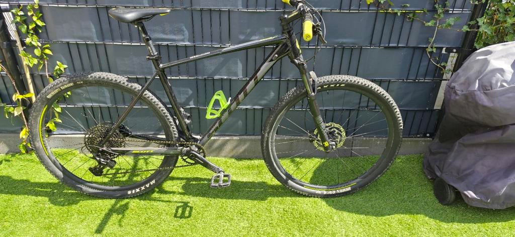Mountainbike  Schijfremmen voor/achter + Luchtvering, Fietsen en Brommers, Fietsen | Mountainbikes en ATB, Gebruikt, 57 cm of meer