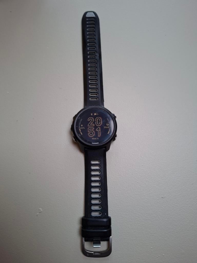 Garmin Forerunner 245 in goede staat met nieuw bandje, Garmin, Ophalen of Verzenden, Zo goed als nieuw, Waterdicht