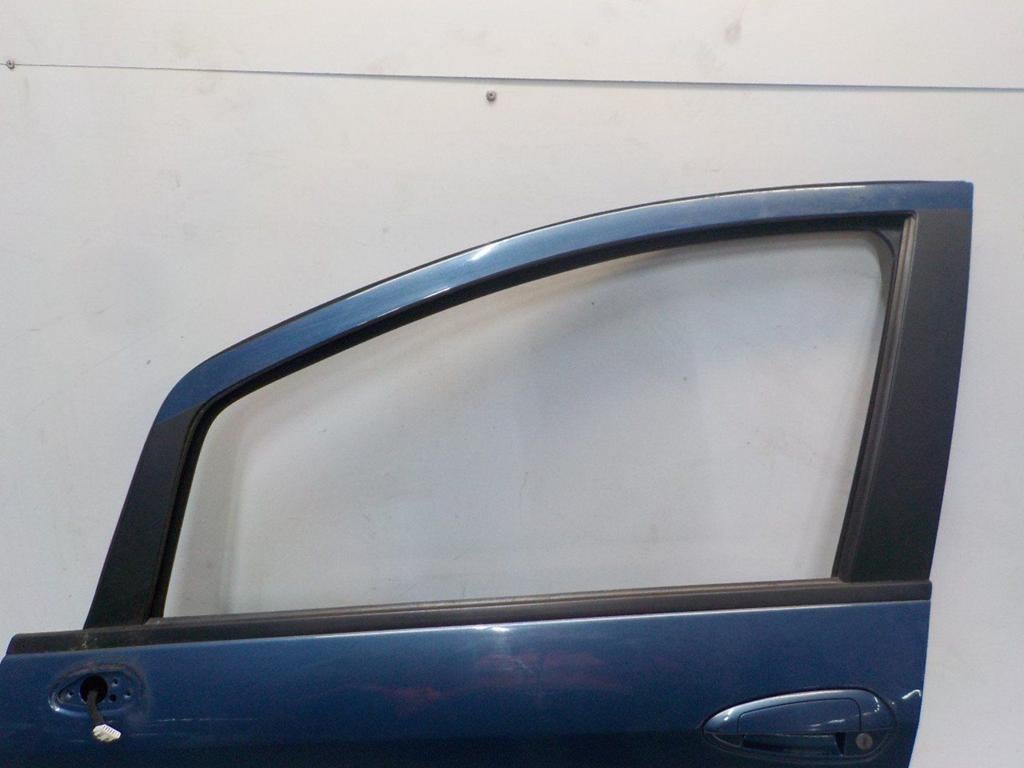 Portier links voor Fiat Punto, Onderdelen@venauto.nl, Van der Ven Autorecycling B.V., Gebruikt, Ettenseweg 76, 4706 PB Roosendaal, The Netherlands