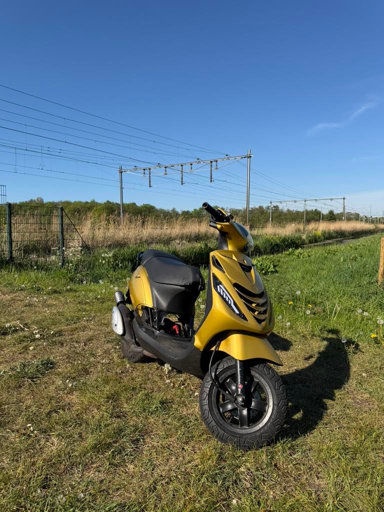 Piaggio zip 2t 70cc TE RUIL/TEKOOP, Ophalen, Zo goed als nieuw, Tweetakt, Zip