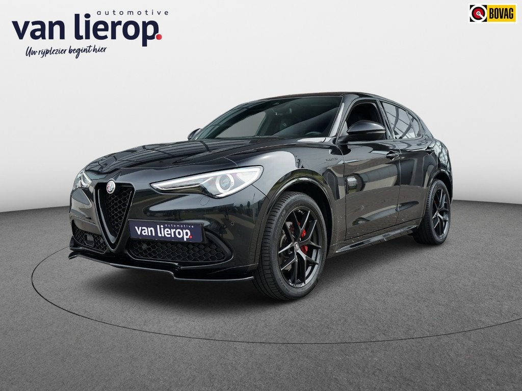 Alfa Romeo Stelvio 2.0 T AWD Veloce 2021 280 PK | TREKHAAK, Auto's, Alfa Romeo, Automaat, Zwart, 4 cilinders, 1655 kg