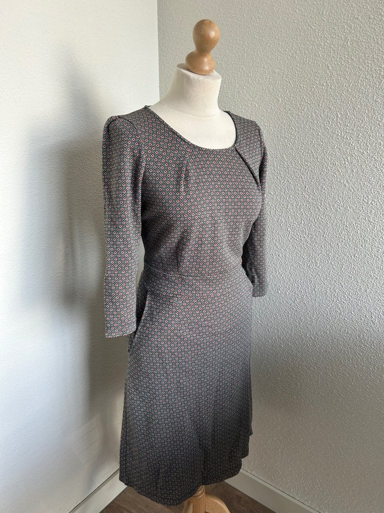 King Louie maat XL mona dress 2497, Kleding | Dames, Jurken, Maat 46/48 (XL) of groter, Ophalen of Verzenden, Zo goed als nieuw