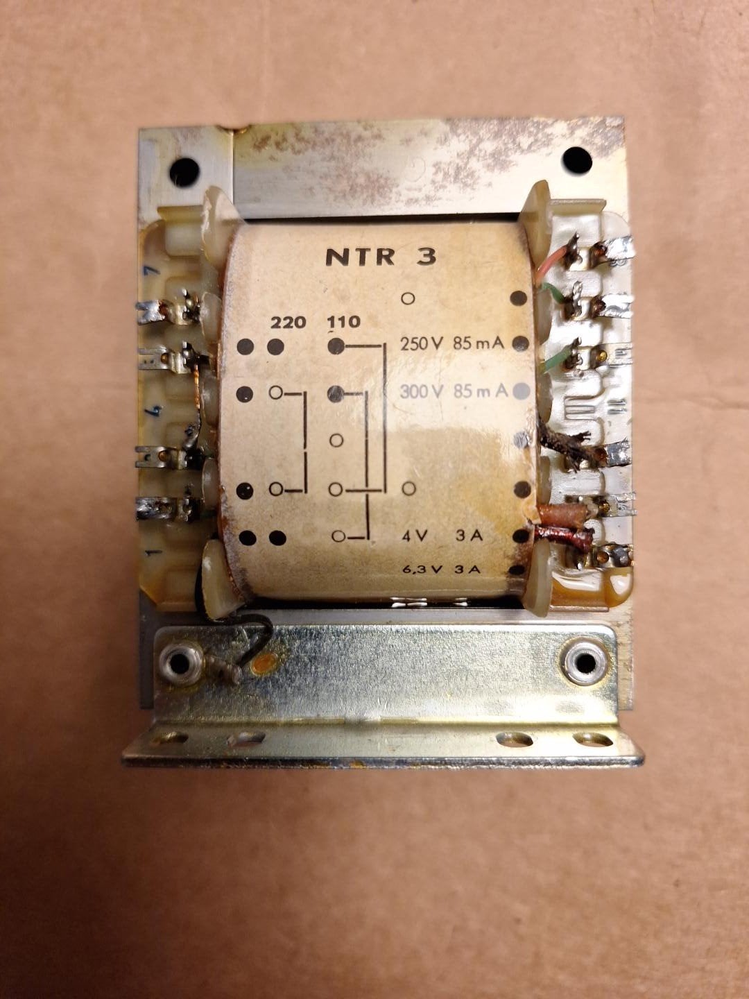 NTR 3 Transformator - 220/110V naar 250/300V en 4/6.3V, Ophalen