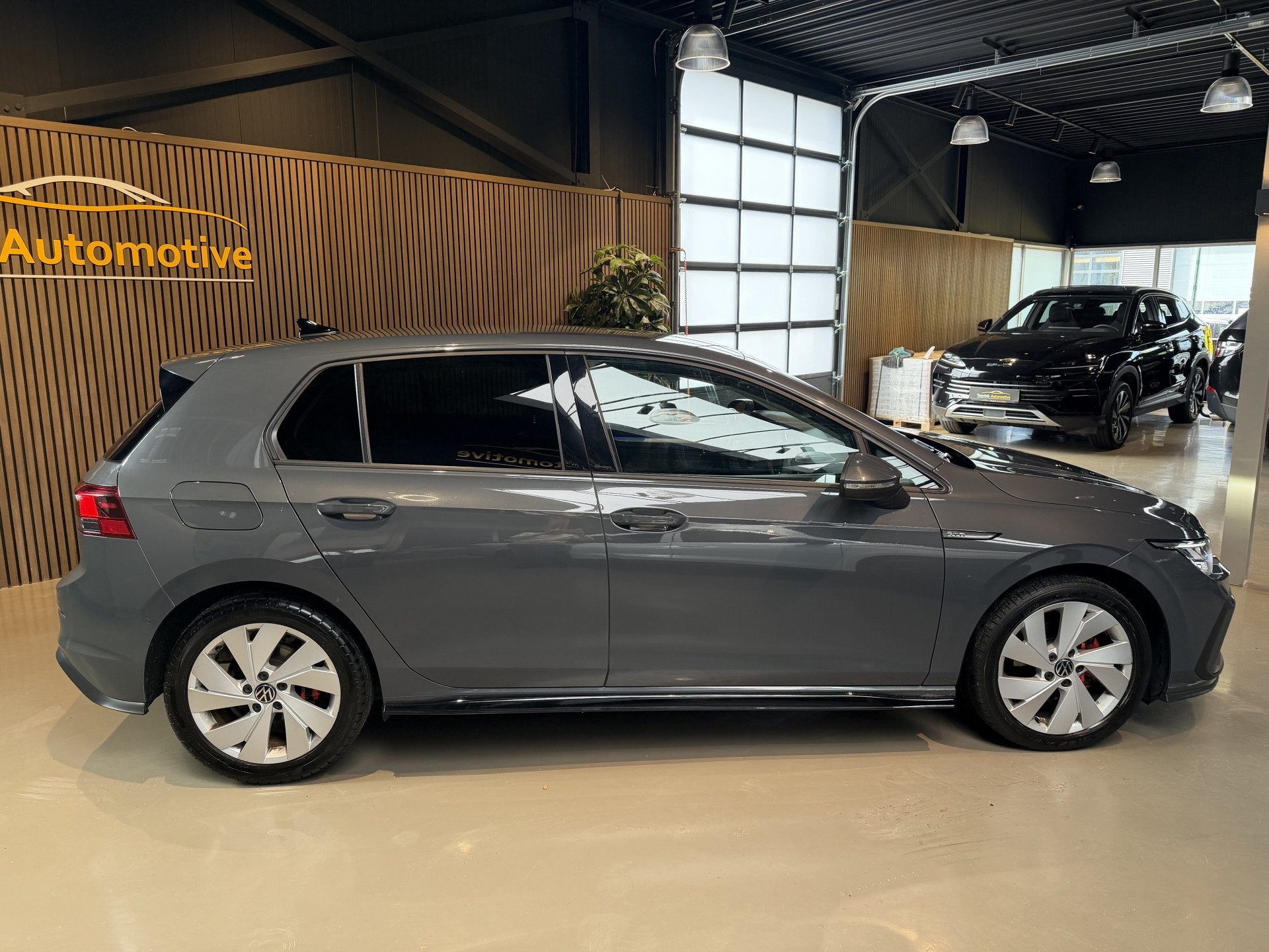 Volkswagen Golf 2.0 TDI Style AUTOMAAT | STOELVERWARMING |, Auto's, Dealer onderhouden, Stof, Gebruikt, 4 cilinders