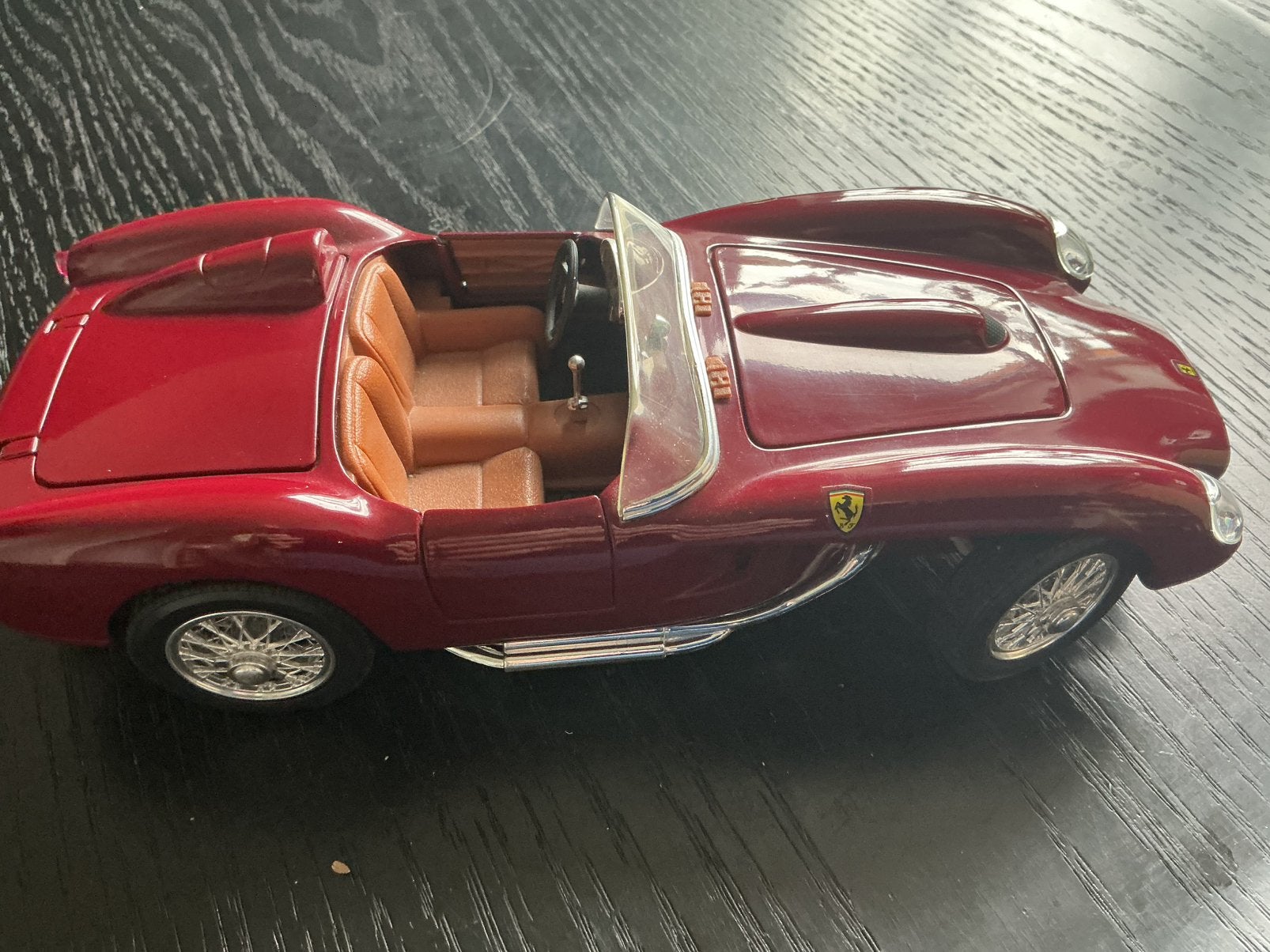 Ferrari Testarossa Modelauto Rood - Schaalmodel, Hobby en Vrije tijd, Modelauto's | 1:18, Zo goed als nieuw, Auto, Overige merken