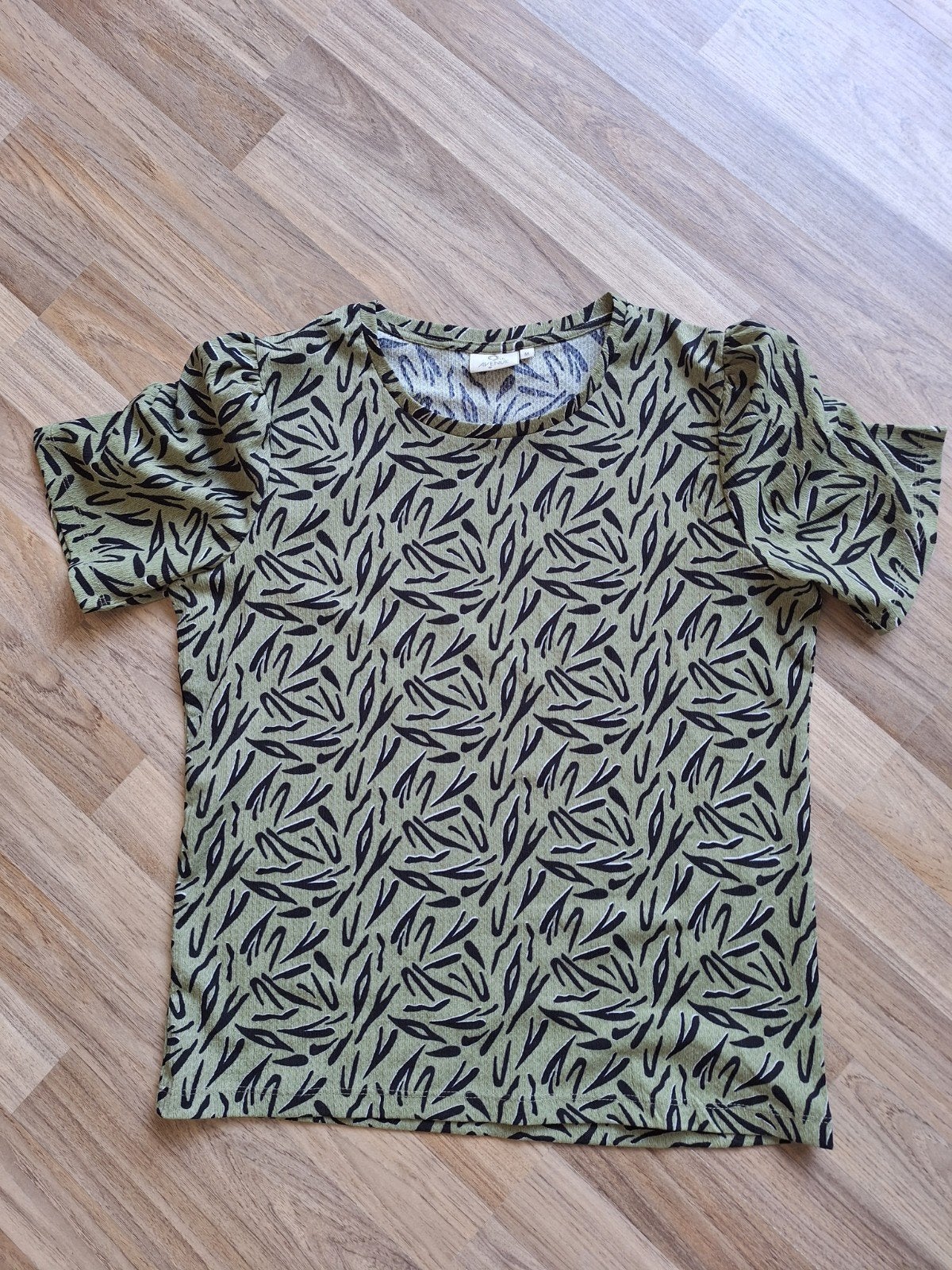 9th Avenue khaki shirt maat M, Kleding | Dames, Maat 38/40 (M), Ophalen of Verzenden, Zo goed als nieuw, Korte mouw