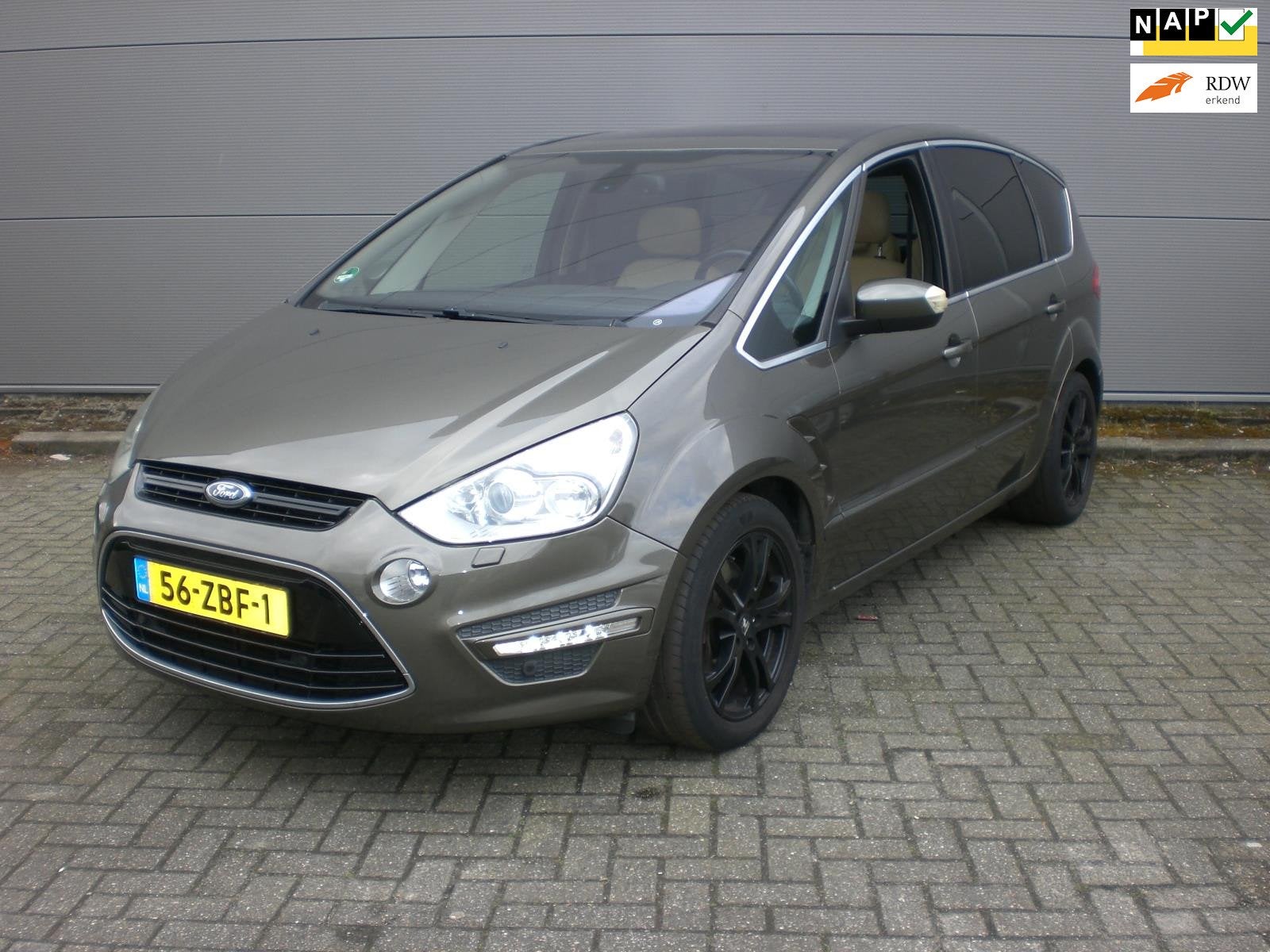 Ford S-Max 2.0 EcoBoost S Edition 5p.Navi/Leer/Automaat/Pano, Auto's, Ford, Euro 5, Gebruikt, 4 cilinders, Leder