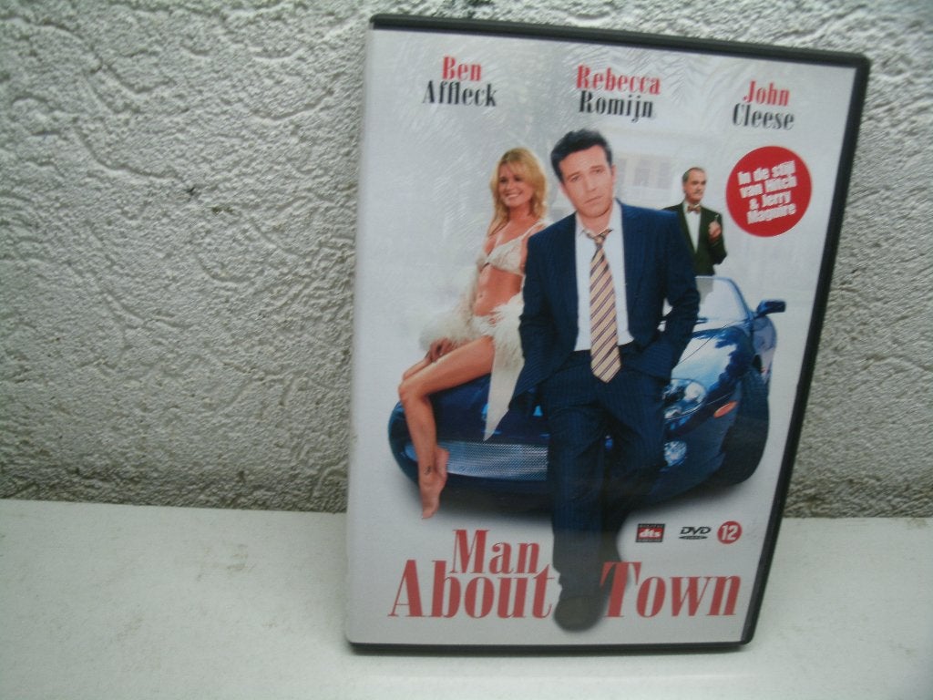 dvd 135b man about town, Alle leeftijden, Ophalen of Verzenden, Zo goed als nieuw, Romantische komedie
