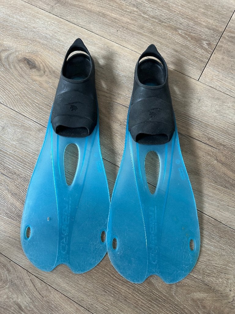 Tribord flippers zwemvliezen 28-30, Watersport en Boten, Ophalen, Gebruikt, Snorkelvinnen
