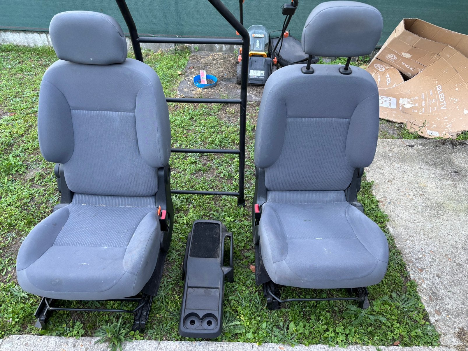 Peugeot partner / berlingo interieur, 2008-2018 stoelen