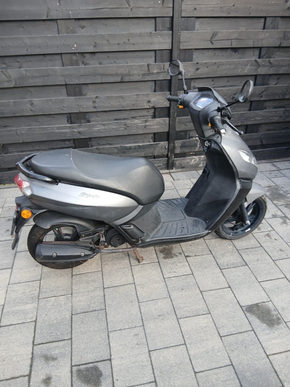Peugeot kisbee Rs opknapper 25km, Gebruikt, Ophalen of Verzenden, Benzine, Peugeot