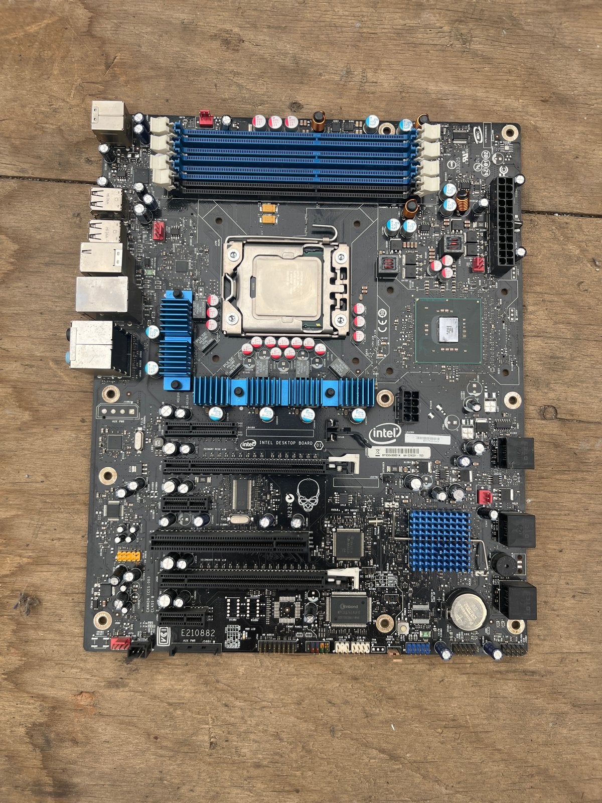 Intel Desktop Moederbord met Intel Core i7-960 CPU, Ophalen of Verzenden, Gebruikt, Intel, DDR3