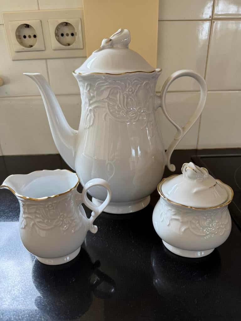 Prinzess Gold Mitterteich Bavaria koffiepot suiker roomstel, Antiek en Kunst, Antiek | Servies compleet, Ophalen of Verzenden