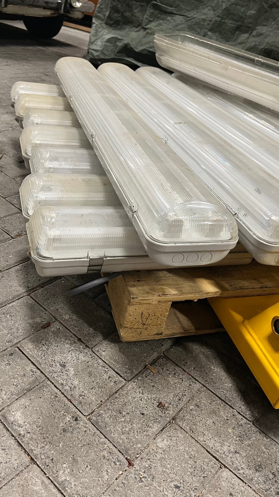 TL bak armaturen 13 stuks, Ophalen, Gebruikt, 50 tot 200 watt, Armatuur