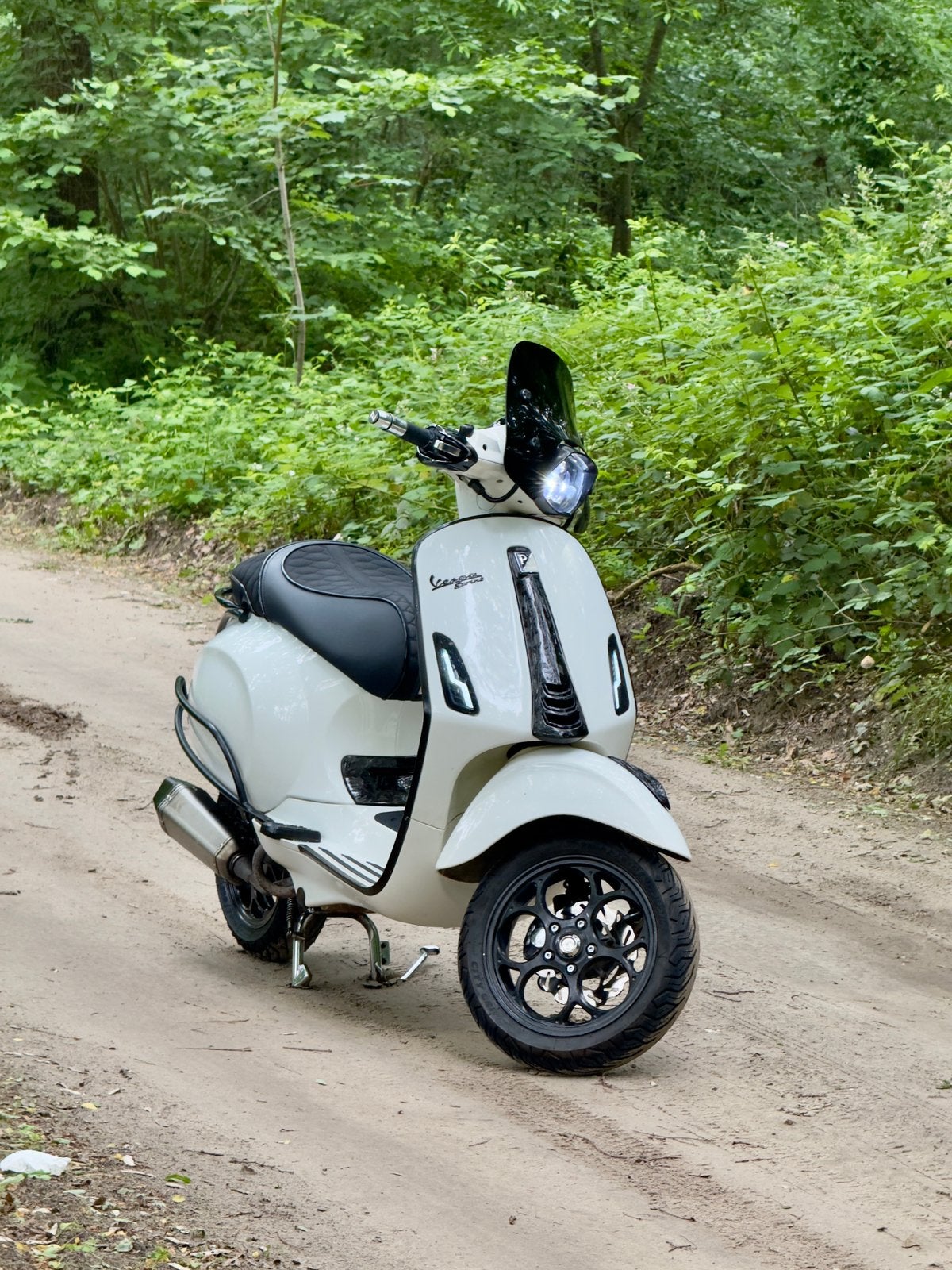 Limited edition 2023 Vespa Sprint, Fietsen en Brommers, Ophalen, Overige modellen, Maximaal 45 km/u, 49 cc