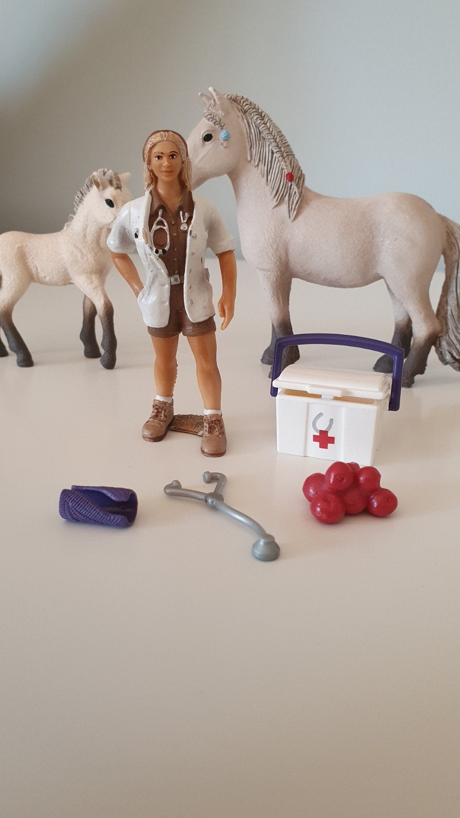 Leuke Schleich Dierenarts set Ijslanders, Ophalen of Verzenden, Zo goed als nieuw, Paard, Beeldje of Figuurtje