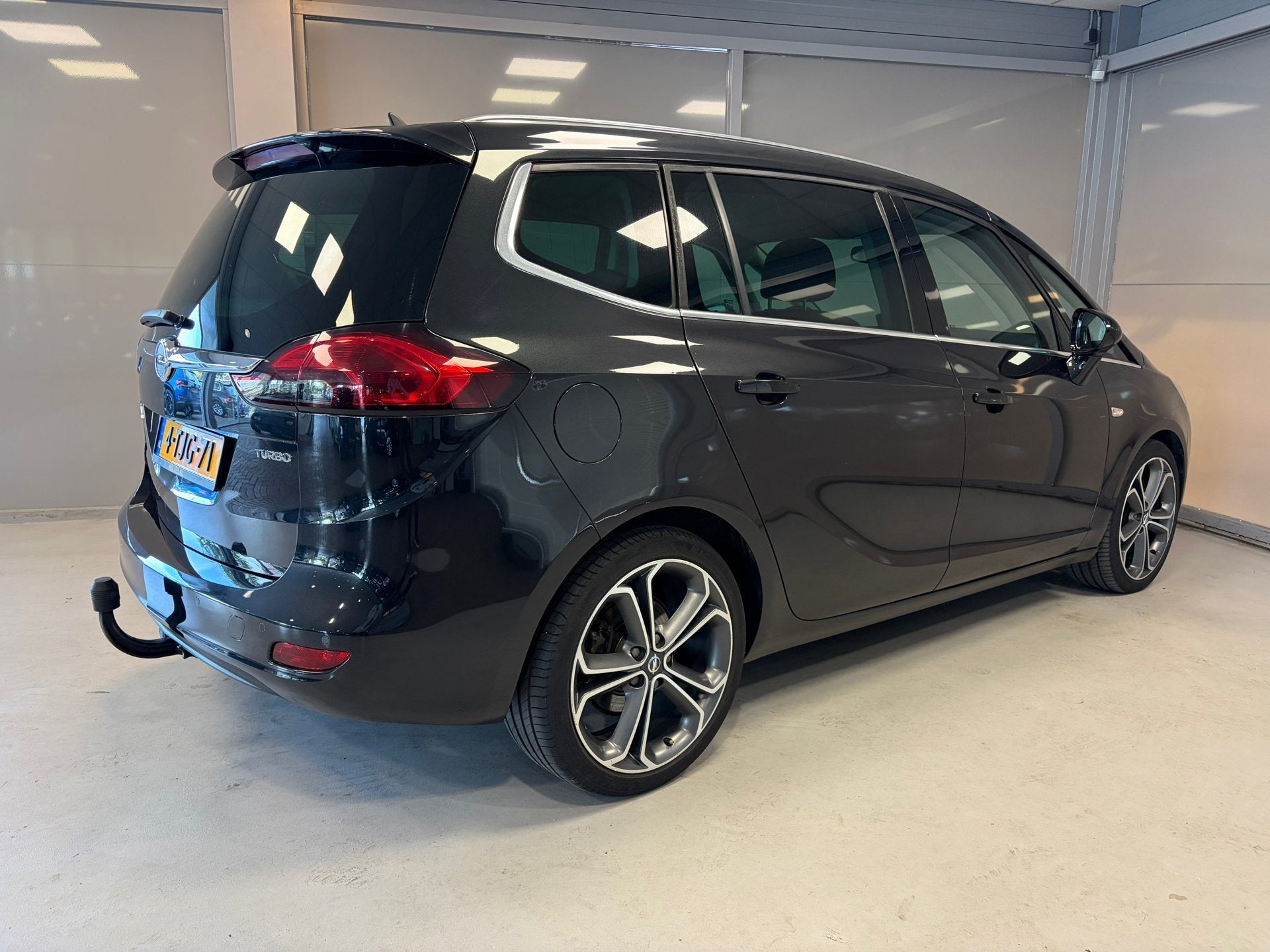 Opel Zafira Tourer Cosmo 1.4Turbo Automaat | 7 Persoons | Tr, Auto's, Euro 5, Stof, Zwart, 4 cilinders