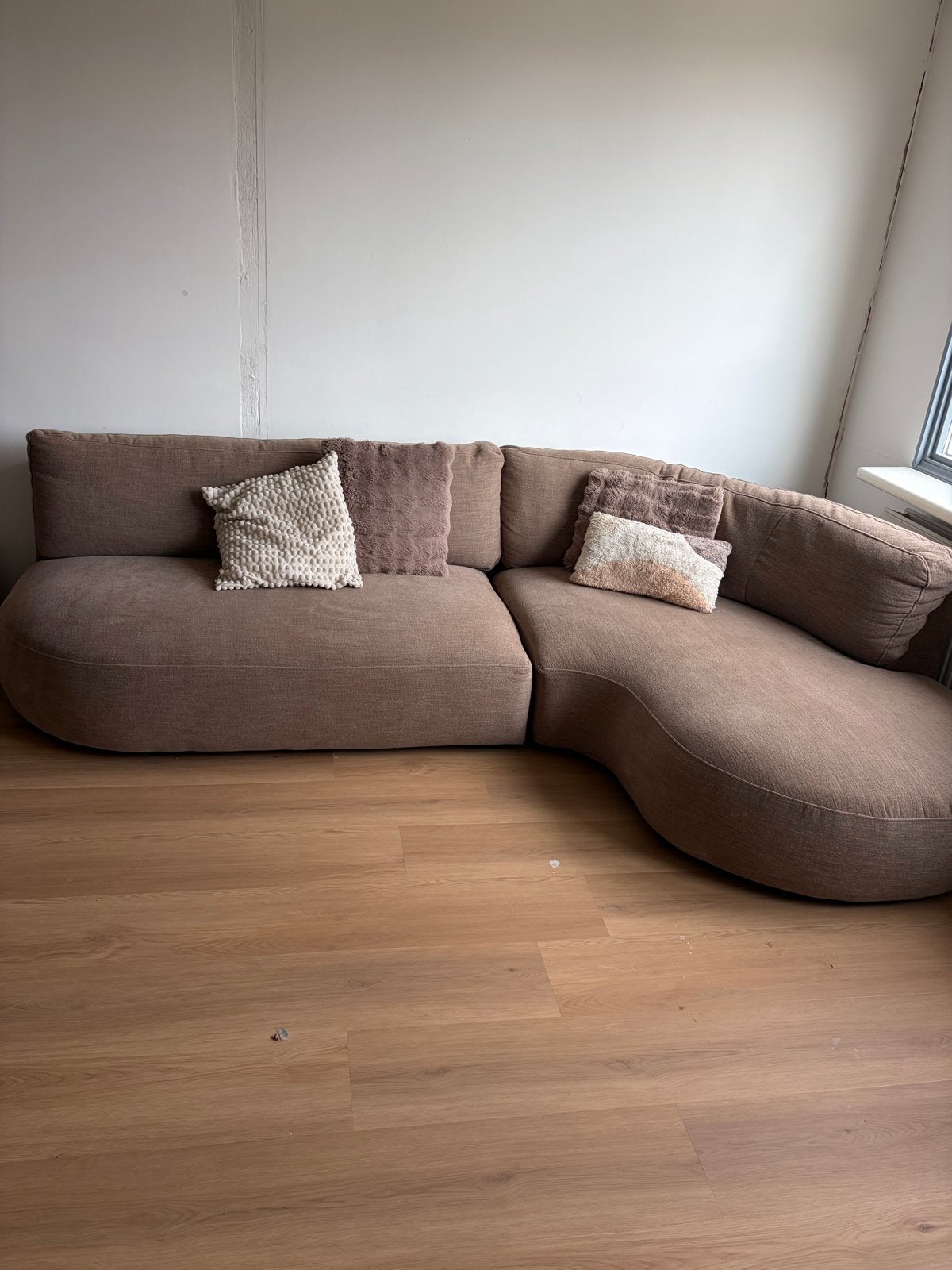 Kwantum Ace Hoekbank Taupe Stof met Verlenging Rechts, Huis en Inrichting, Banken | Bankstellen, 250 tot 300 cm, 100 tot 125 cm