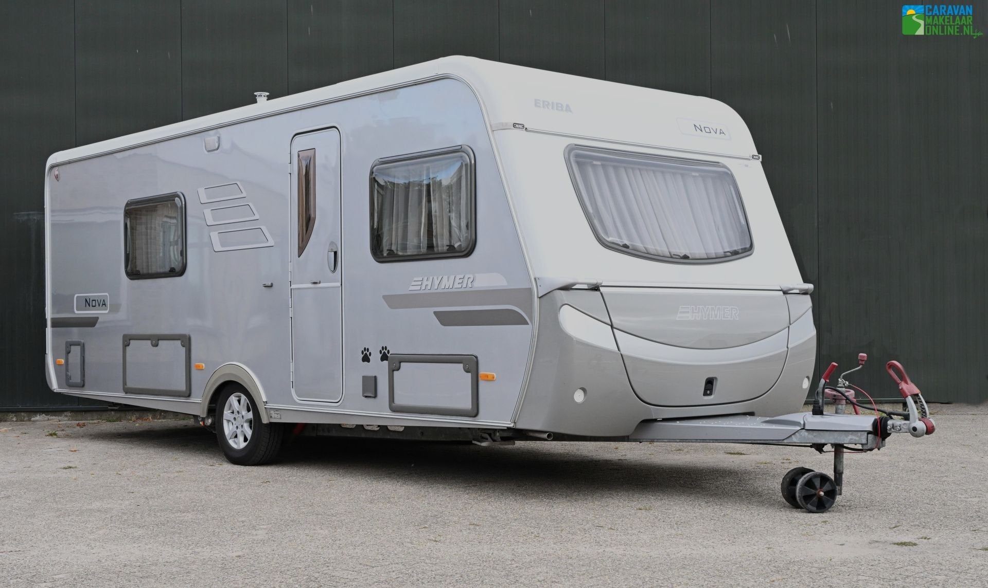 Eriba Nova S 580 Enkele bedden|Mover|Voortent, Standaardzit, Ringverwarming, Bedrijf, 6 tot 7 meter