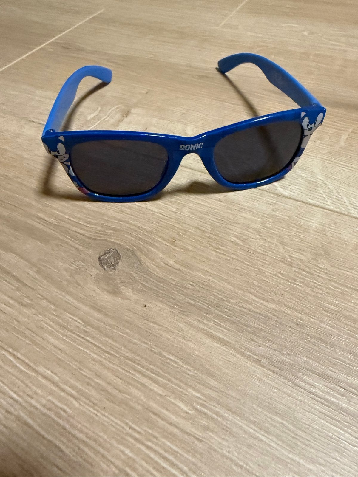 Sonic the Hedgehog zonnebril voor kinderen, Kinderen en Baby's, Overige Kinderen en Baby's, Ophalen of Verzenden, Gebruikt