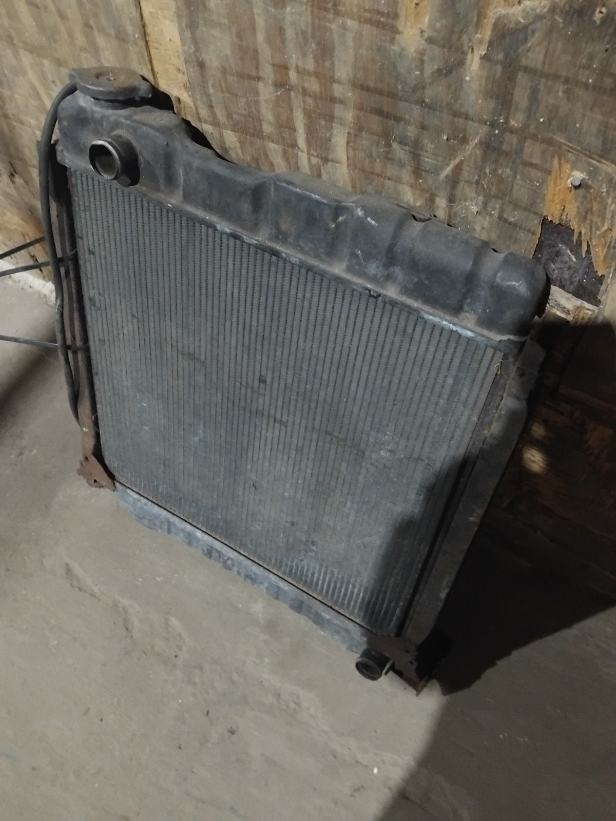 Originele Mercedes T1 Radiateur (Klassieker) – Goede Staat, Auto-onderdelen, Ophalen of Verzenden, Gebruikt, Mercedes-Benz