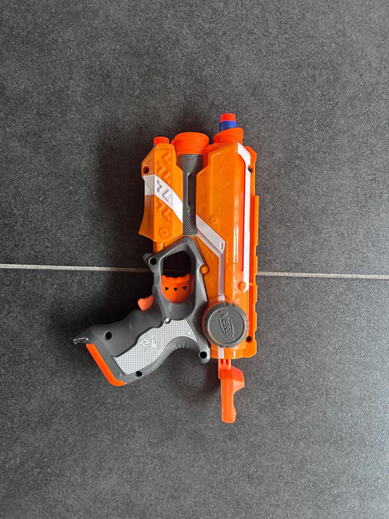 Kleine Nerf Bundle - 3 Blasters met een vest, Ophalen, Gebruikt