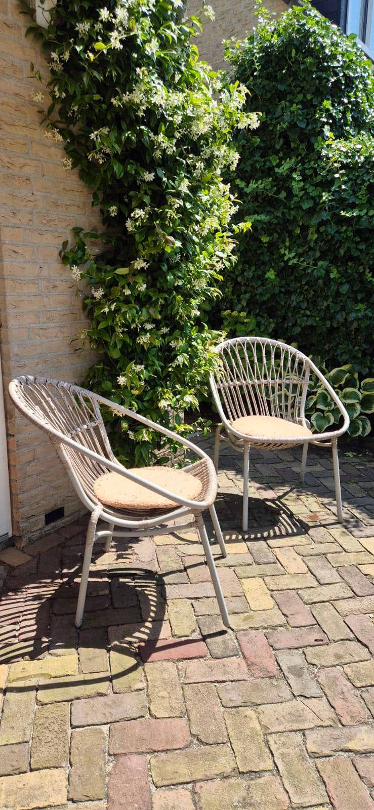 Kwantum tuinstoelen, 2 jaar oud, Ophalen, Zo goed als nieuw, Kunststof, Stapelbaar