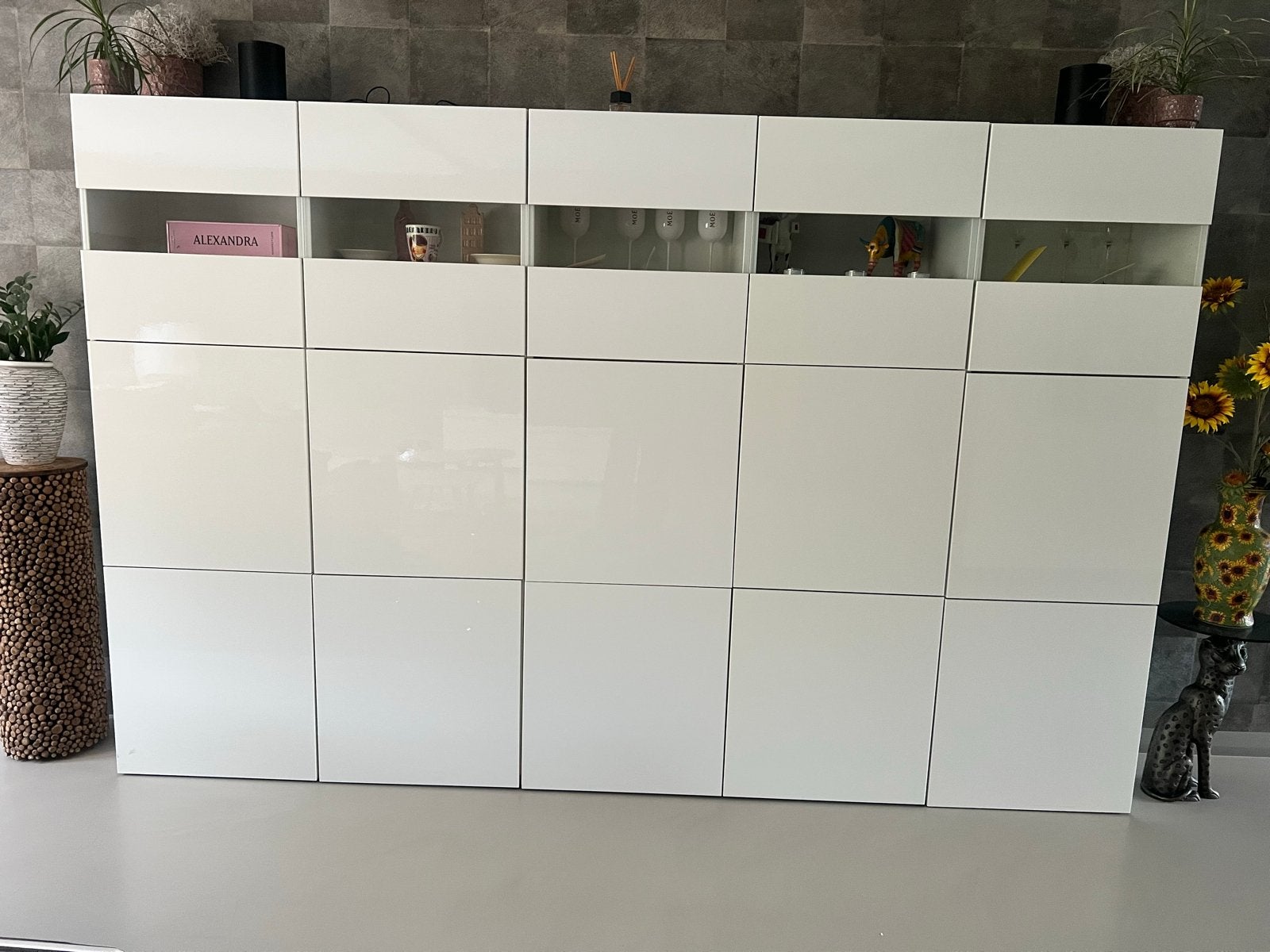 Ikea Besta vitrine kast met Philips Hue verlichting, Ophalen, Gebruikt