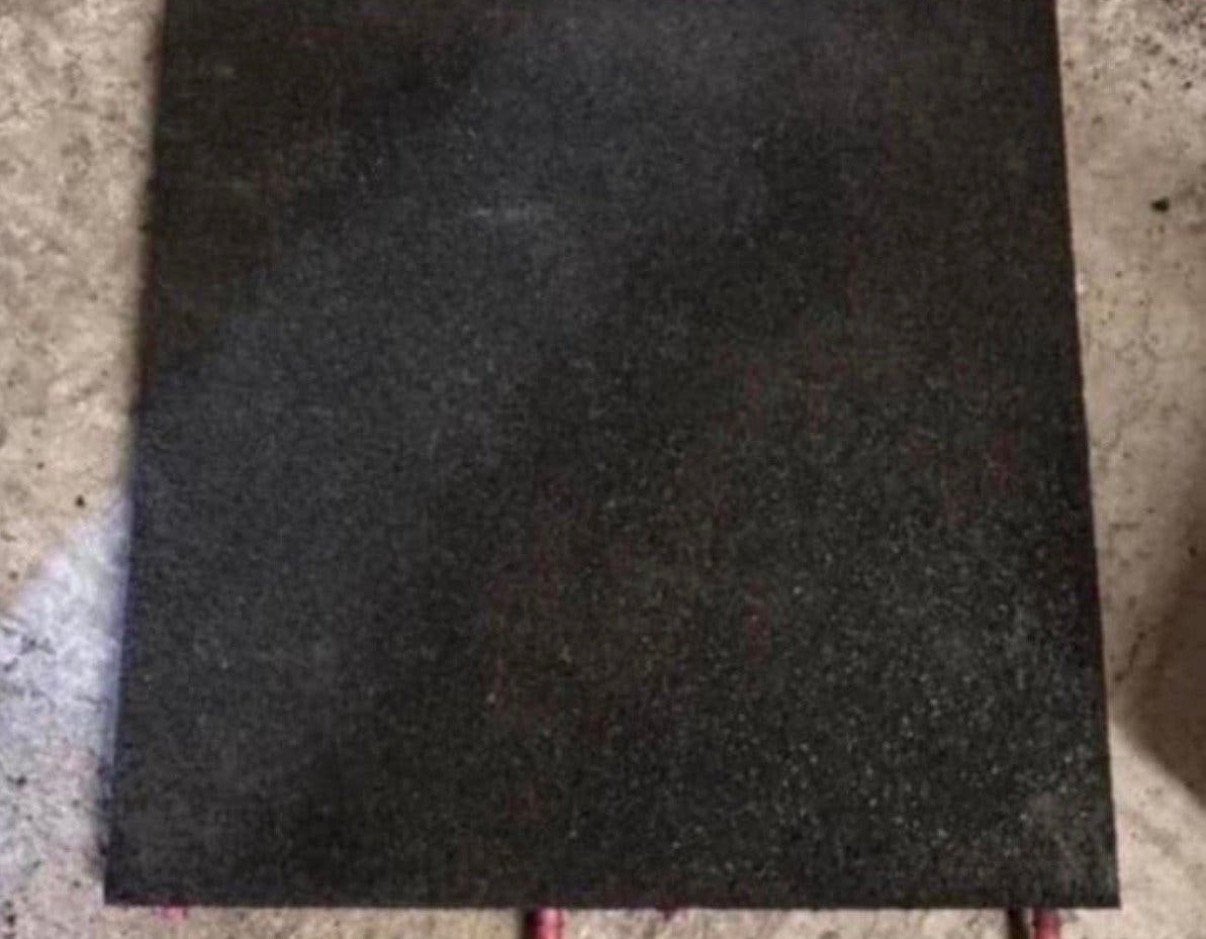 Rubberen tegels 50x50x4,5 speeltoestel paardenstal ruim 25m2, Ophalen, Gebruikt, Overige typen, Rubber
