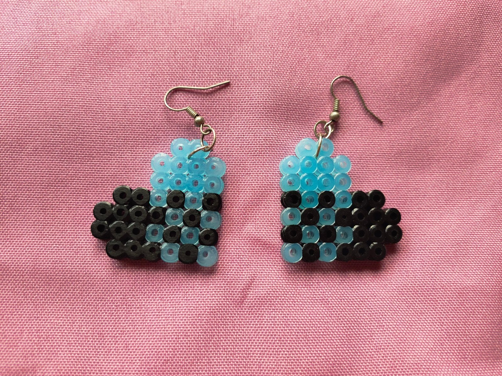 Oorbellen - Hartjes Blauw Zwart, Overige materialen, Hangers, Blauw, Nieuw