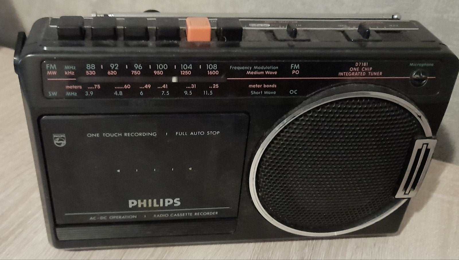 Philips Radio Cassette Recorder - Vintage Draagbare Radio, Ophalen, Gebruikt, Radio