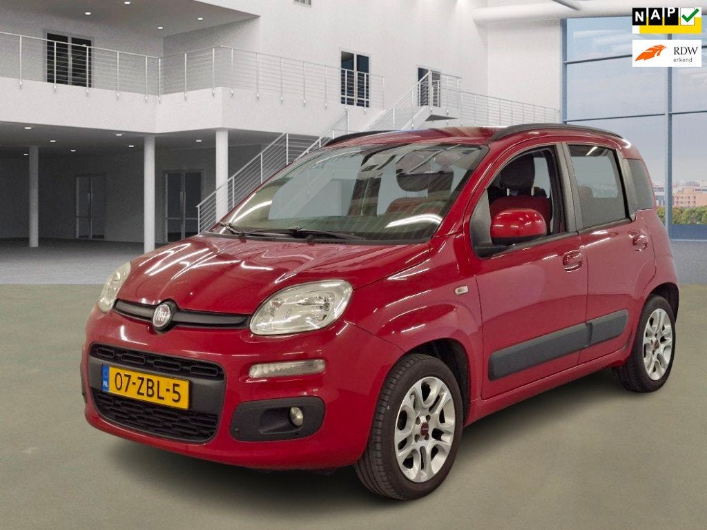 Fiat Panda 0.9 TwinAir Lounge|AIRCO|PSENSOR|2XSLEUTELS|BOEKJ, Euro 5, Start-stop-systeem, Panda, Origineel Nederlands
