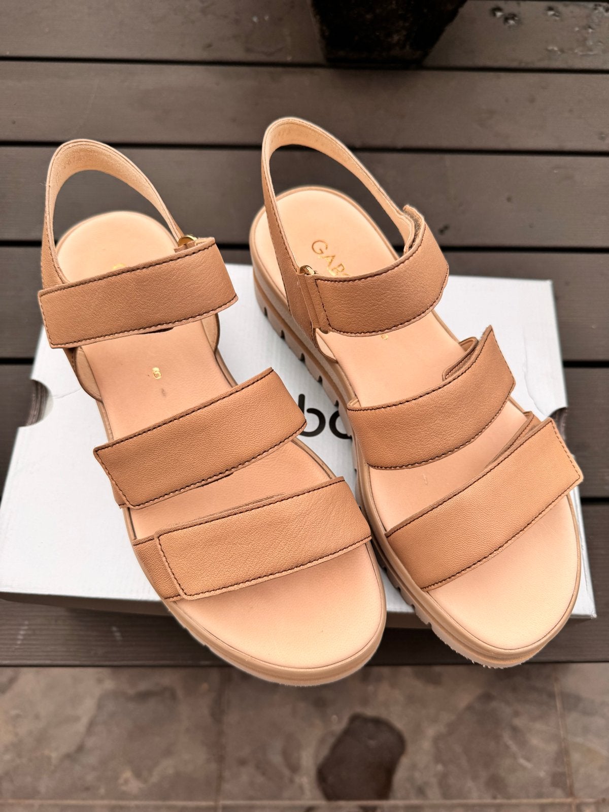 Gabor leren sandalen - € 45,00 euro inclusief verzendkosten, Kleding | Dames, Schoenen, Verzenden, Beige, Sandalen of Muiltjes