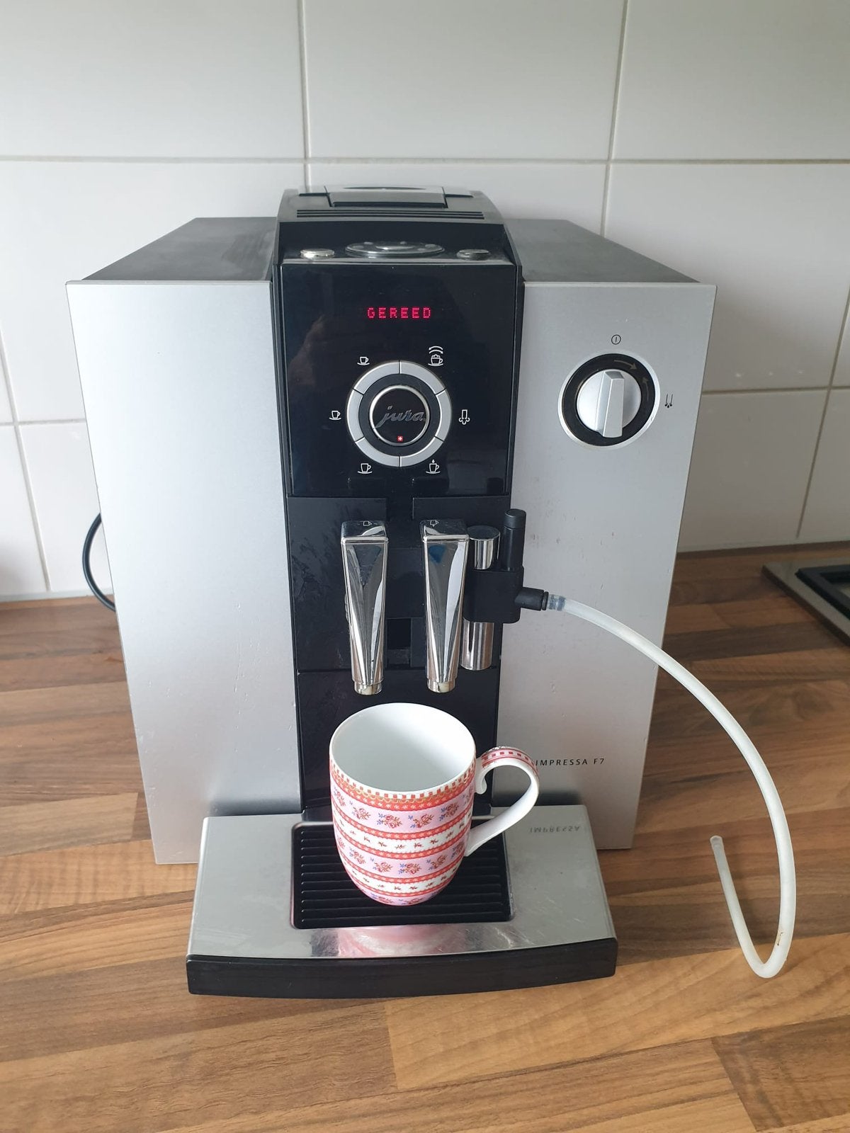 Jura Impressa F7, Koffiemachine, Ophalen of Verzenden, Zo goed als nieuw, 4 tot 10 kopjes