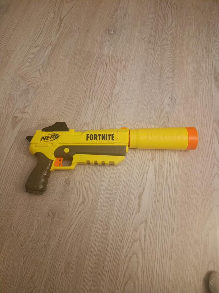 Fortnite nerf, Ophalen of Verzenden