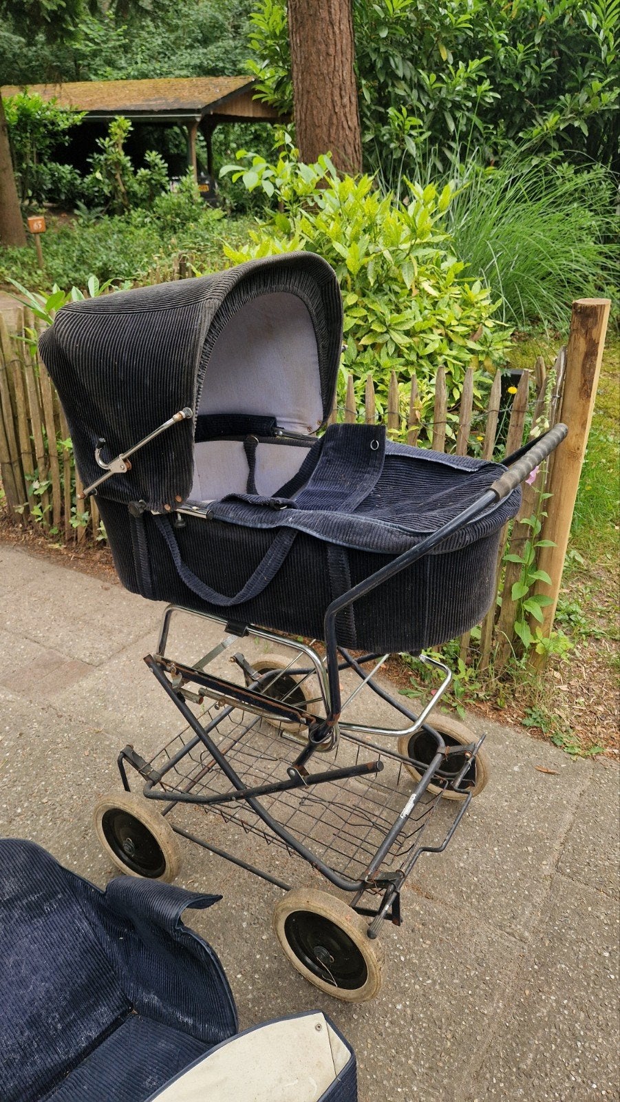 Antieke corduroy kinderwagen opknapper, Ophalen of Verzenden, Gebruikt, Overige merken